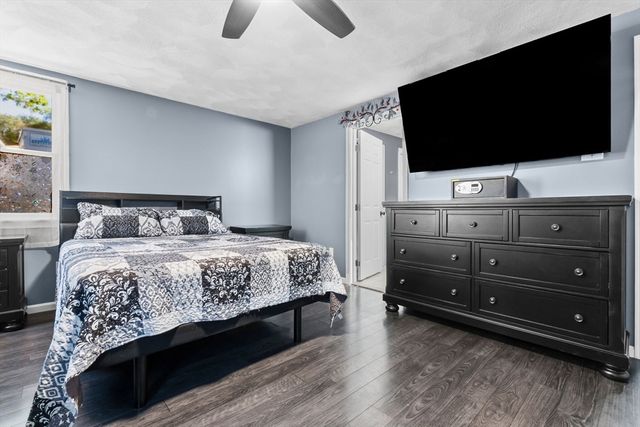 64 Vine St, Saugus, MA 01906
