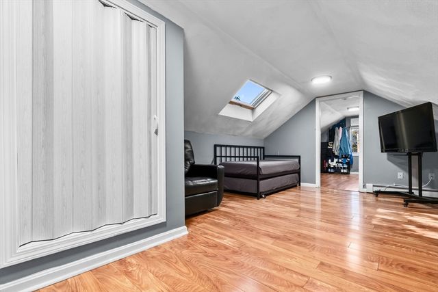 64 Vine St, Saugus, MA 01906