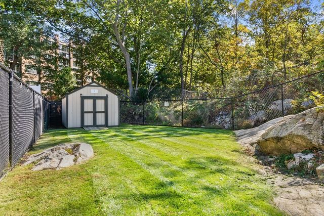 64 Vine St, Saugus, MA 01906