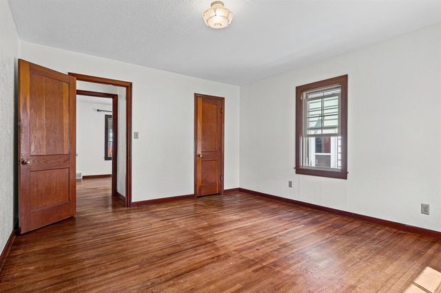 1234 20th Street, La Crosse, WI 54601