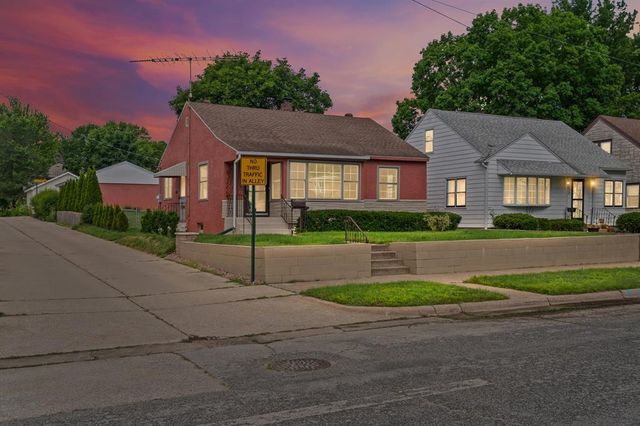 1234 20th Street, La Crosse, WI 54601