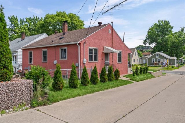 1234 20th Street, La Crosse, WI 54601
