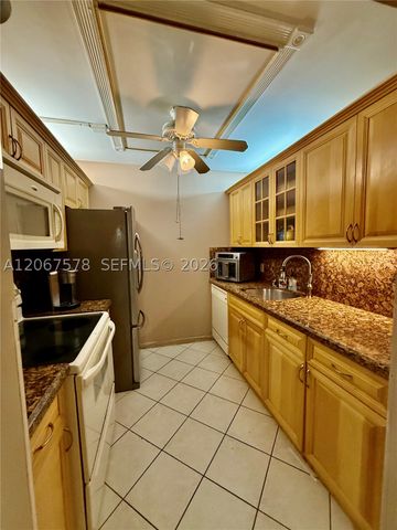 150 150 SW 134TH WAY R109, Pembroke Pines, FL 33027