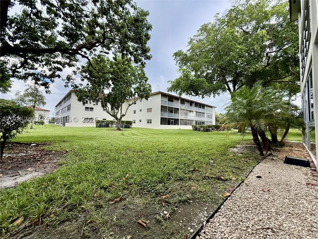 150 150 SW 134TH WAY R109, Pembroke Pines, FL 33027