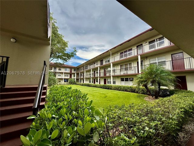 150 150 SW 134TH WAY R109, Pembroke Pines, FL 33027