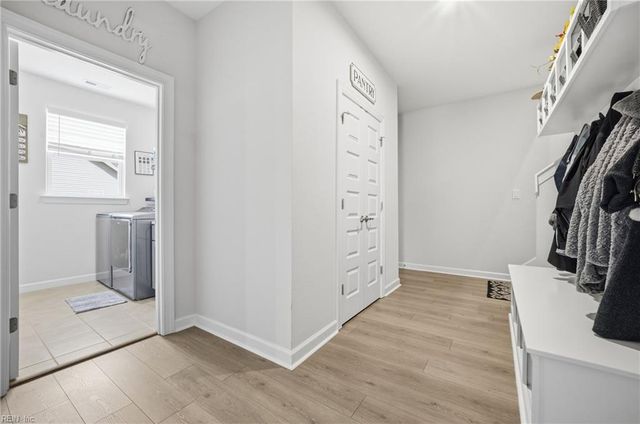 105 Ashbee CT, Moyock, NC 27958