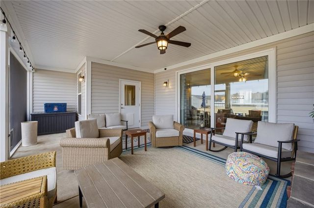 105 Ashbee CT, Moyock, NC 27958