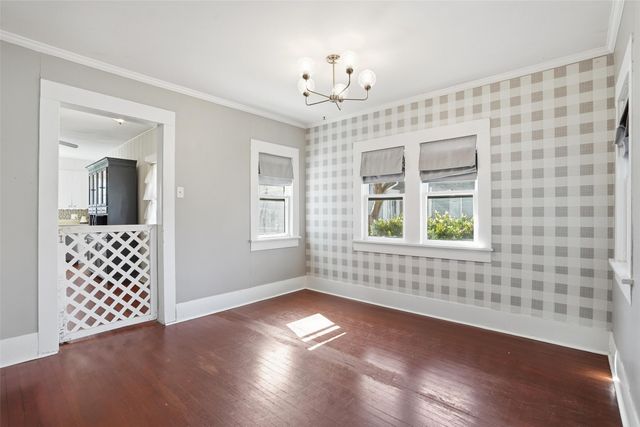 703 Featherston Street, Cleburne, TX 76033