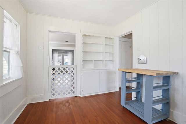 703 Featherston Street, Cleburne, TX 76033