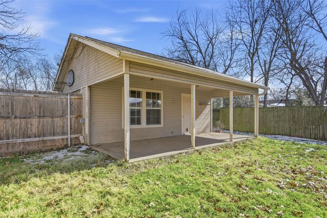 703 Featherston Street, Cleburne, TX 76033