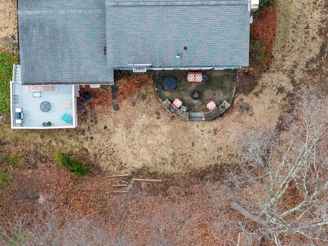 44 Old Colony Dr, Westborough, MA 01581