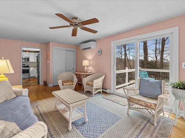 44 Old Colony Dr, Westborough, MA 01581