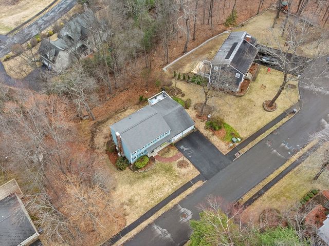 44 Old Colony Dr, Westborough, MA 01581