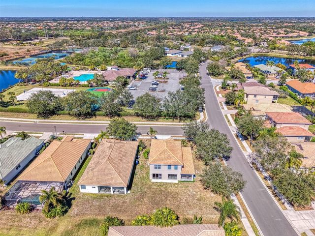 8705 MONTEREY BAY LOOP, Bradenton, FL 34212