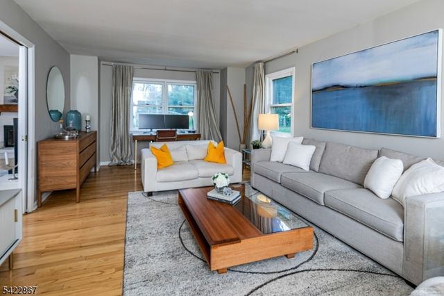 10 Hoagland Dr, Montgomery Twp., NJ 08502