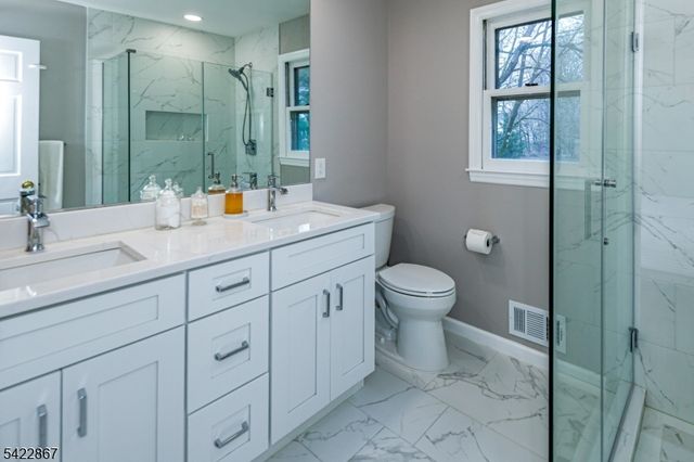 10 Hoagland Dr, Montgomery Twp., NJ 08502