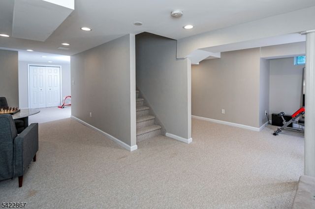 10 Hoagland Dr, Montgomery Twp., NJ 08502