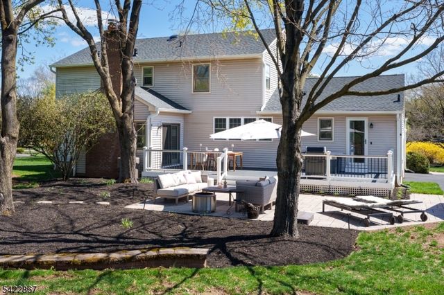 10 Hoagland Dr, Montgomery Twp., NJ 08502