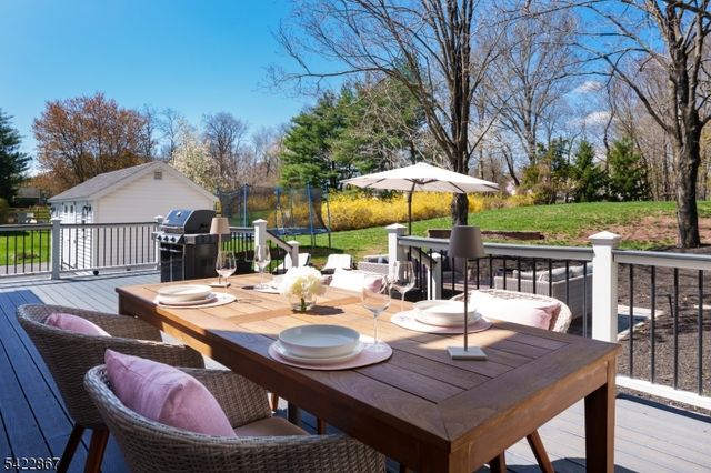 10 Hoagland Dr, Montgomery Twp., NJ 08502