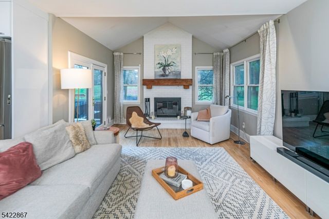 10 Hoagland Dr, Montgomery Twp., NJ 08502