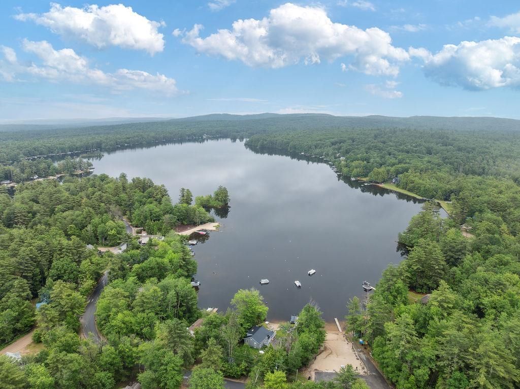21 Elaine Road, Middleton, NH 03887