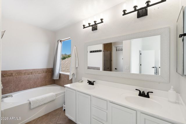 7830 S 26TH Street, Phoenix, AZ 85042