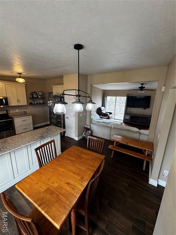 7 Denzel Drive, Greenville, IL 62246