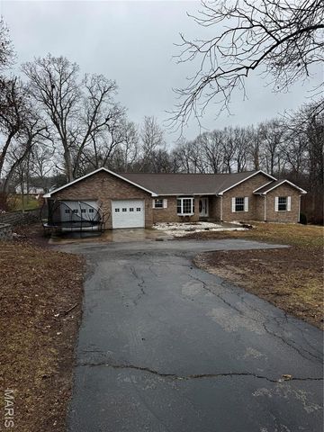7 Denzel Drive, Greenville, IL 62246