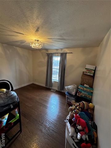 7 Denzel Drive, Greenville, IL 62246