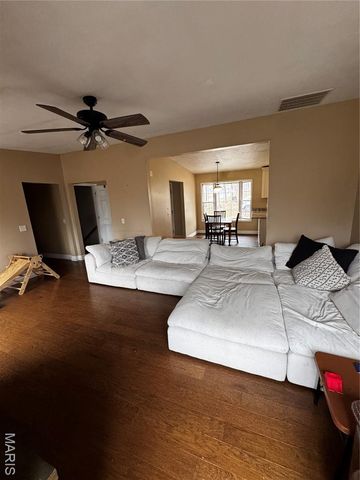 7 Denzel Drive, Greenville, IL 62246