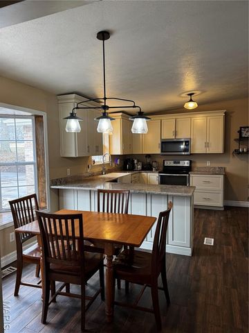 7 Denzel Drive, Greenville, IL 62246