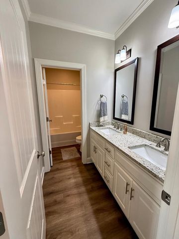 107 Pawnee Dr, Midland City, AL 36350