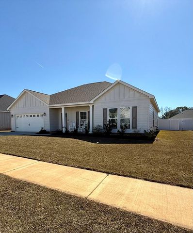 107 Pawnee Dr, Midland City, AL 36350