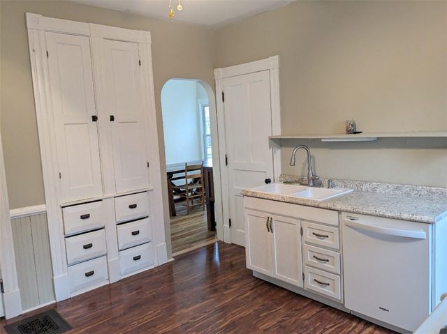 33 South Avenue, Sweden, NY 14420