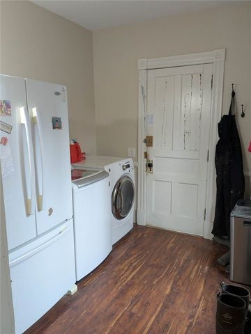 33 South Avenue, Sweden, NY 14420