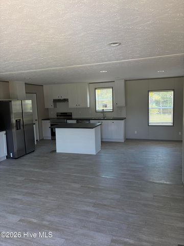 1184 Easy Street SE, Bolivia, NC 28422