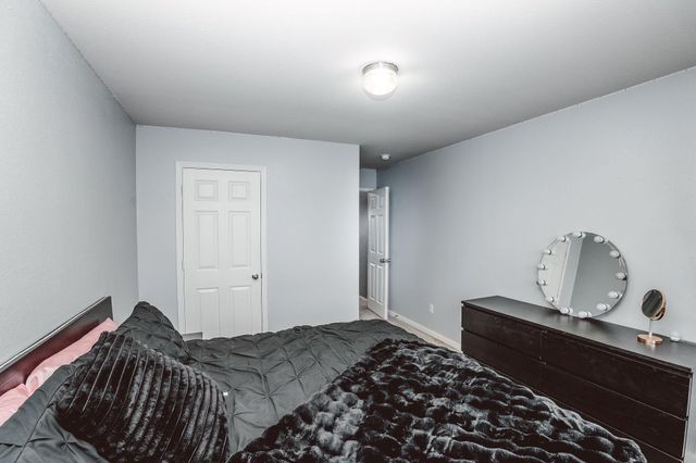 2055 Midlane Drive, Conroe, TX 77301
