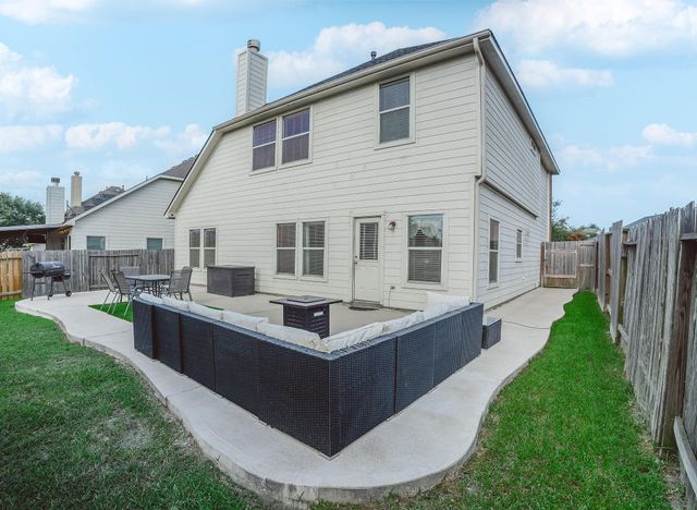 2055 Midlane Drive, Conroe, TX 77301