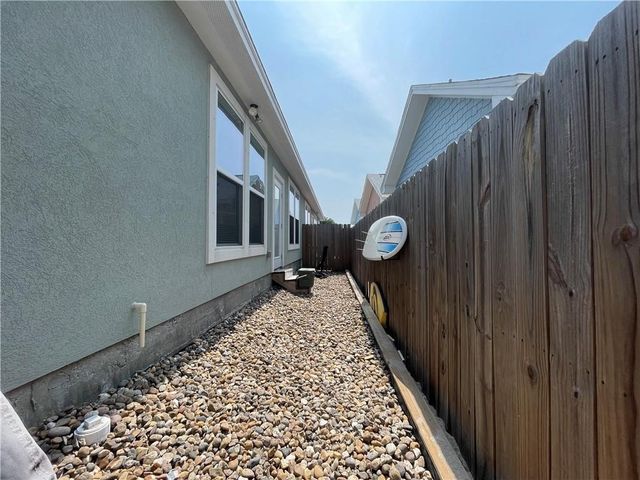 14202 Marina Dr B, Corpus Christi, TX 78418