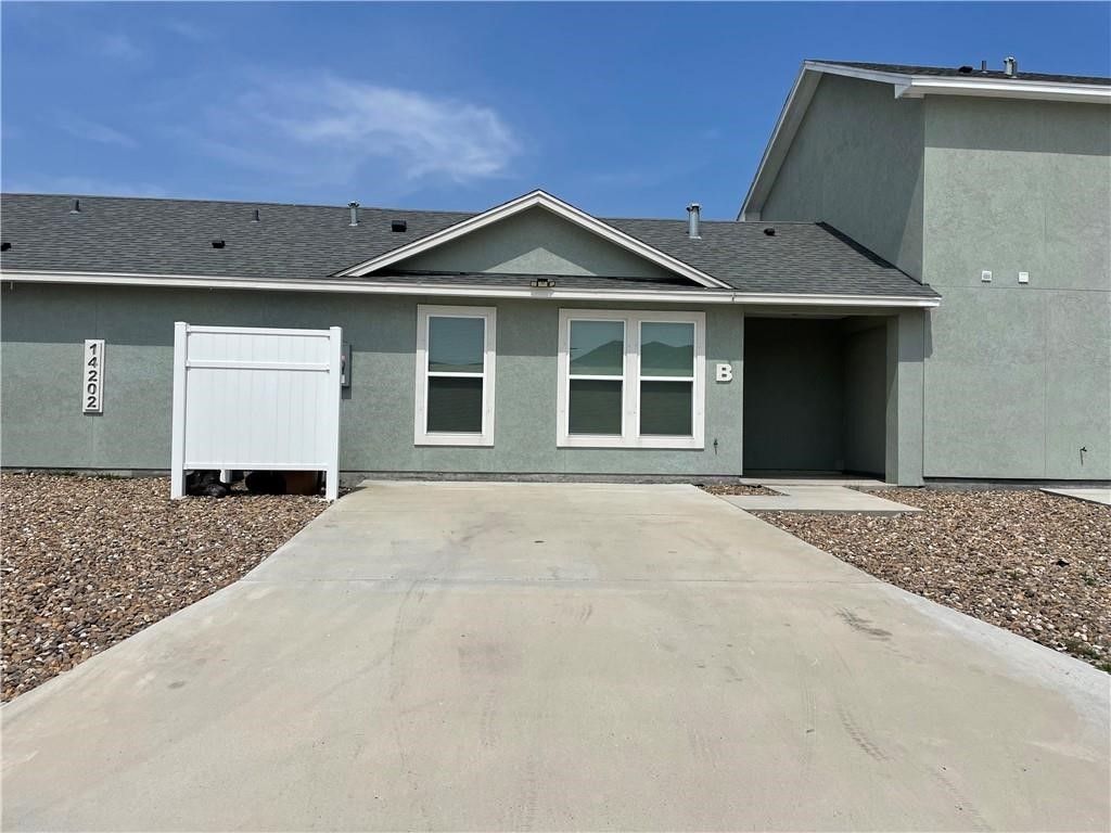 14202 Marina Dr B, Corpus Christi, TX 78418