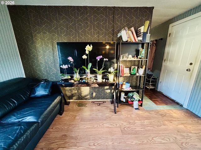 26801 Ne 9TH St 46, Camas, WA 98607