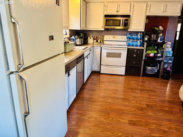 26801 Ne 9TH St 46, Camas, WA 98607