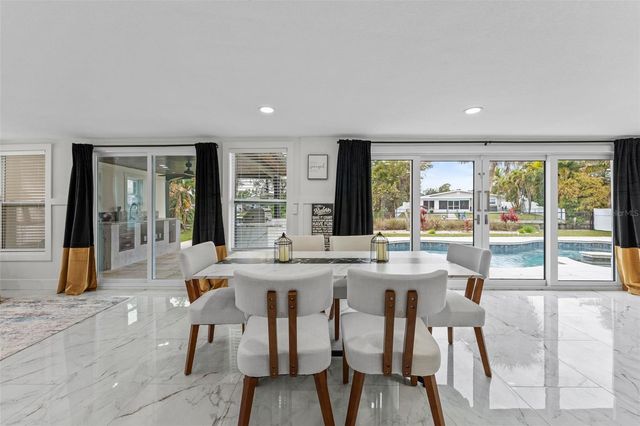 4440 HUNTINGTON STREET NE, St Petersburg, FL 33703