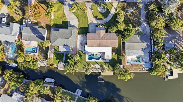 4440 HUNTINGTON STREET NE, St Petersburg, FL 33703