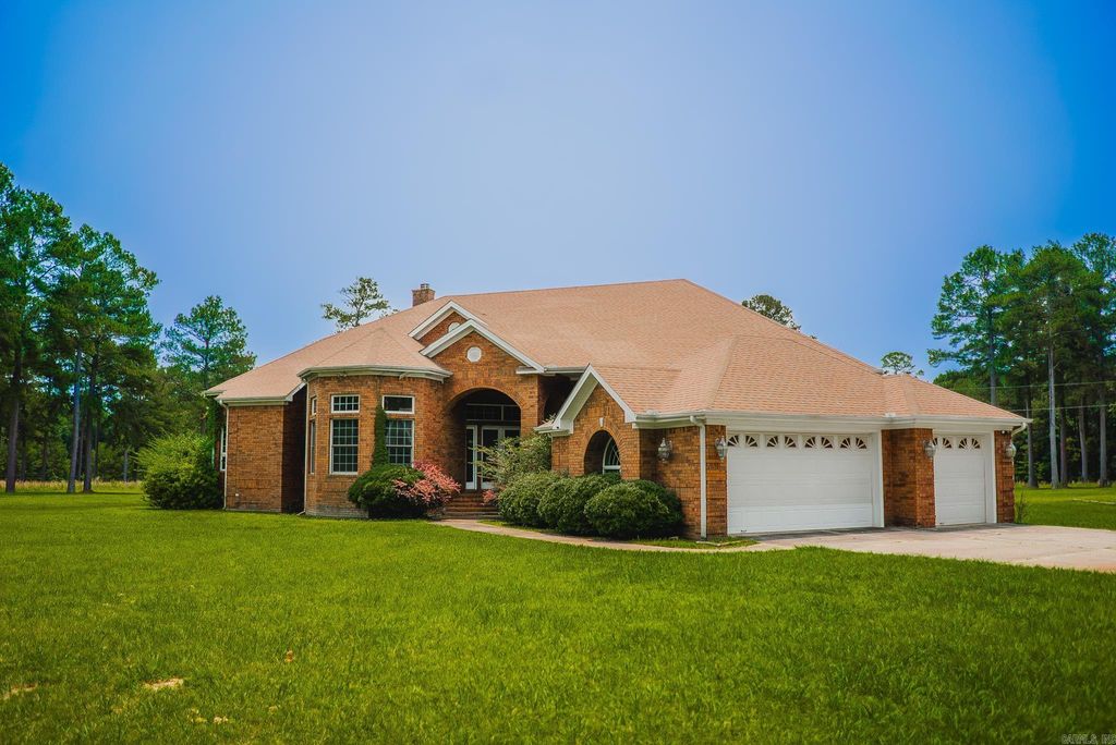 1843 W Highway 278, Monticello, AR 71655