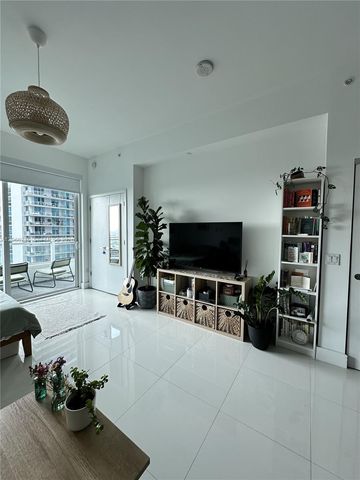 1080 Brickell Avenue 2805, Miami, FL 33131