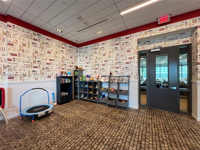 1080 Brickell Avenue 2805, Miami, FL 33131