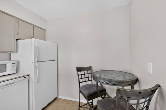 1601 Pennsylvania Street NE I-16, Albuquerque, NM 87110