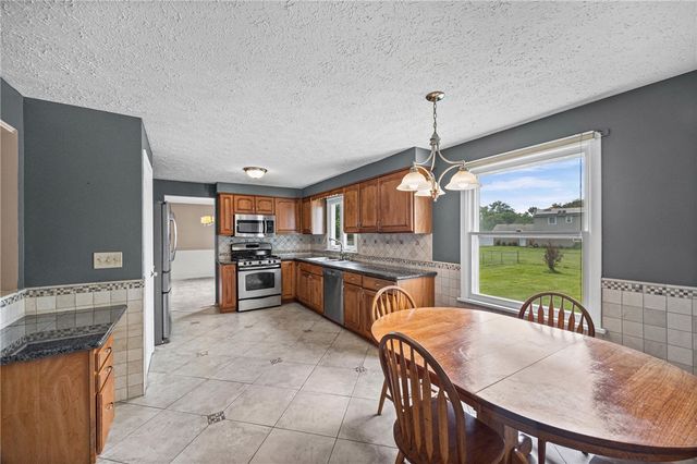 46 Olde Harbour, Greece, NY 14612