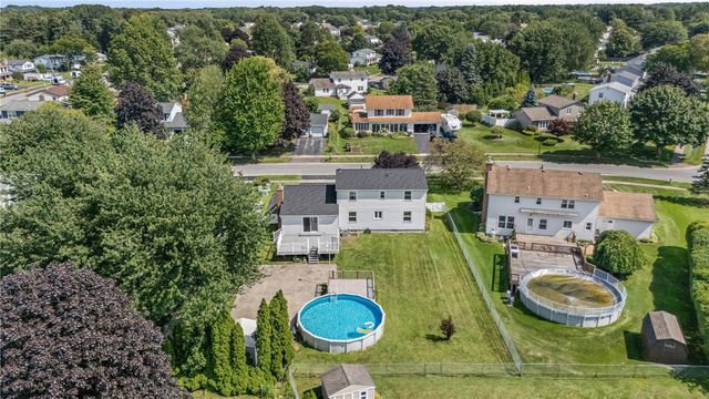 46 Olde Harbour, Greece, NY 14612